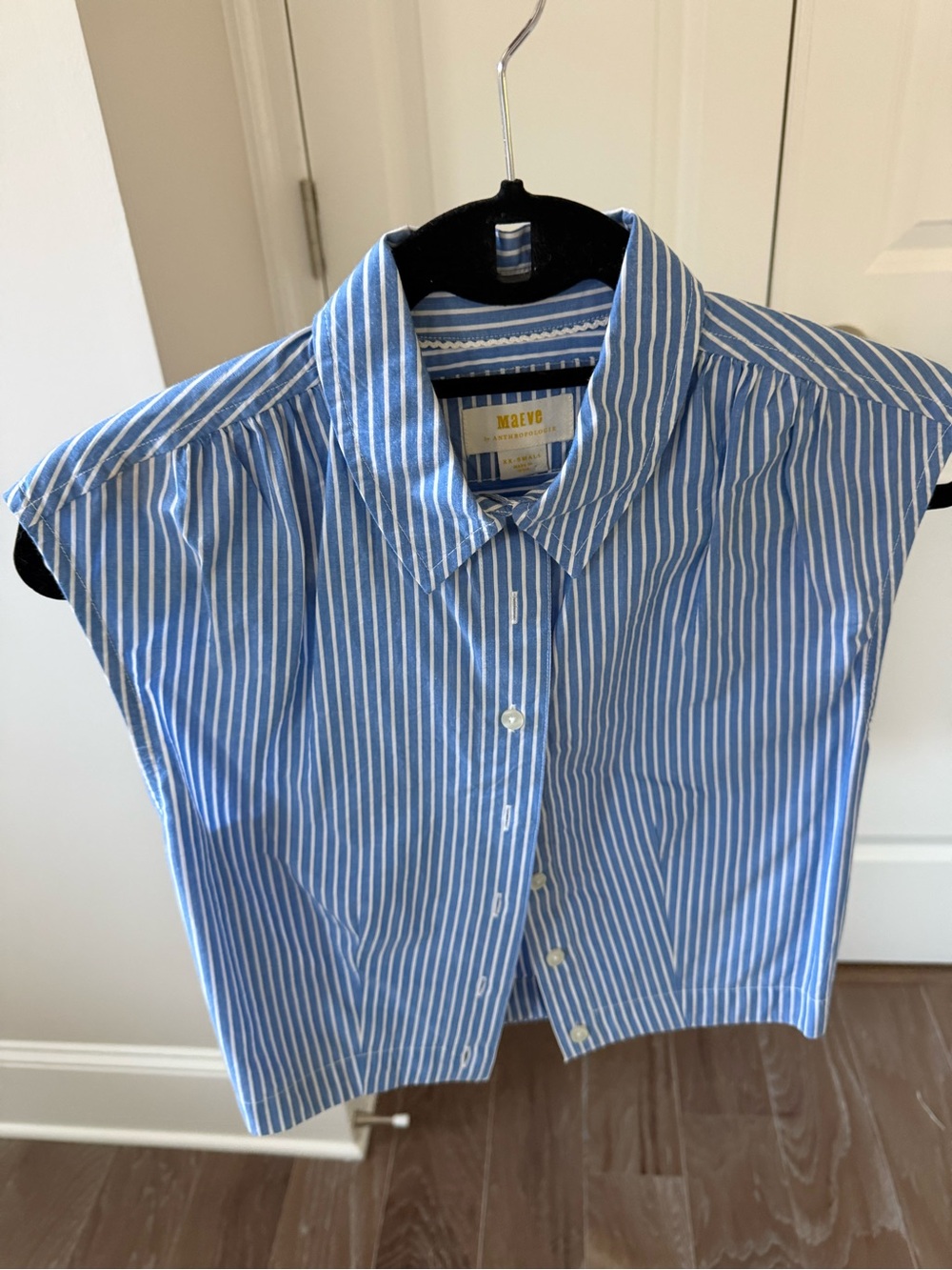EUC Maeve Anthropologie Blue & White Striped Cap-Sleeve Button Shirt